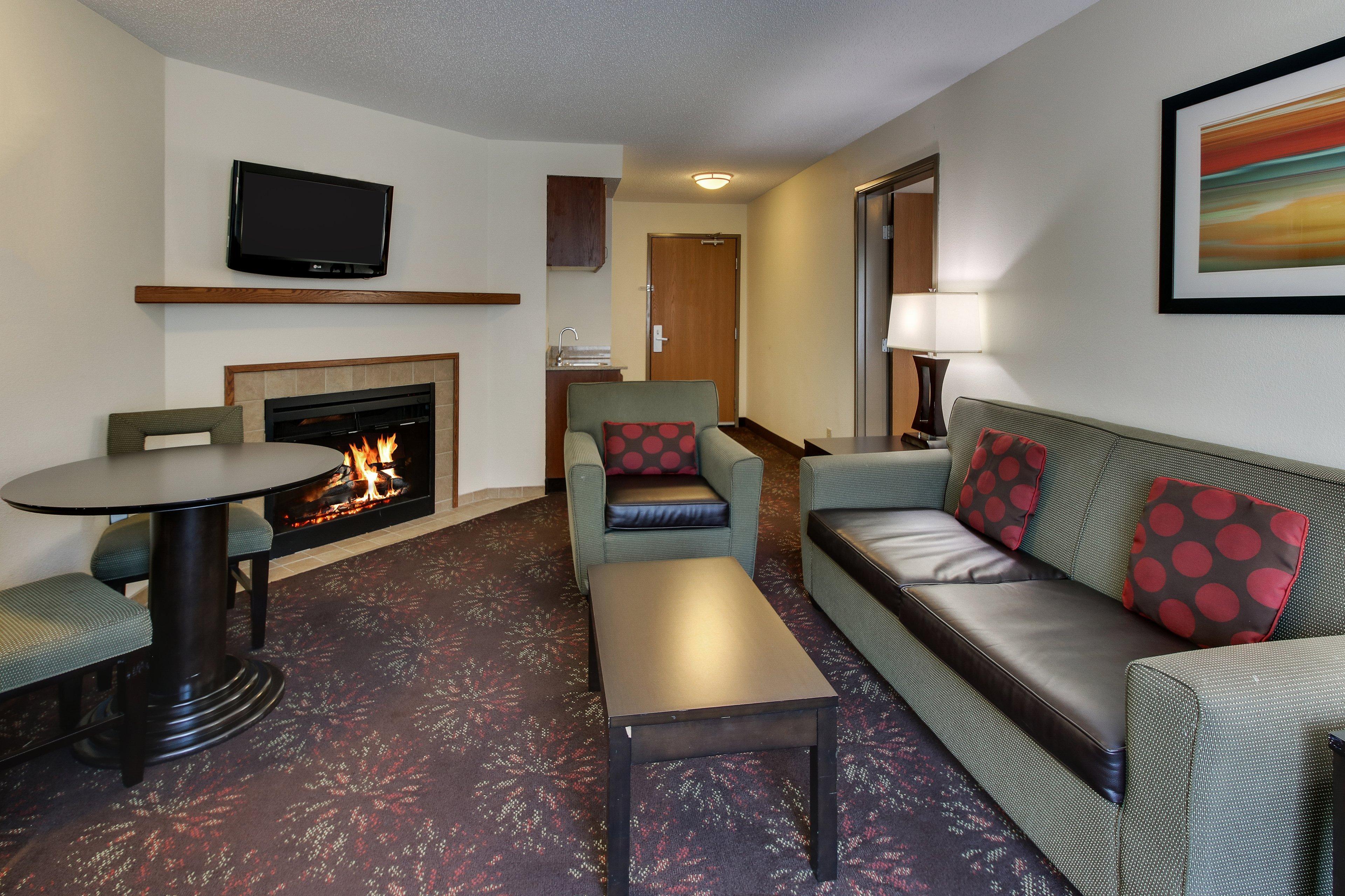 Holiday Inn Express Hotel & Suites Lancaster-Lititz By Ihg Exterior foto
