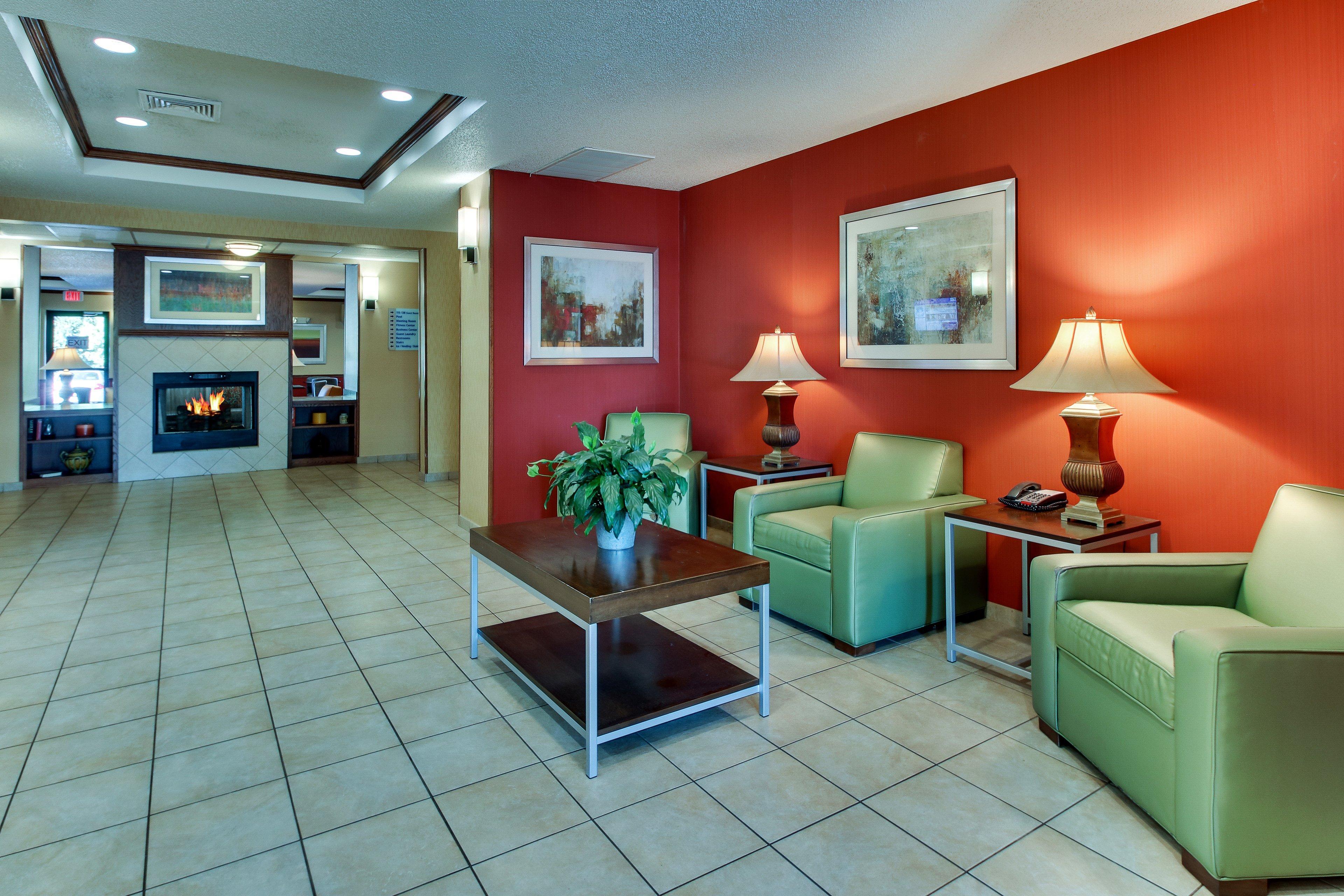 Holiday Inn Express Hotel & Suites Lancaster-Lititz By Ihg Exterior foto