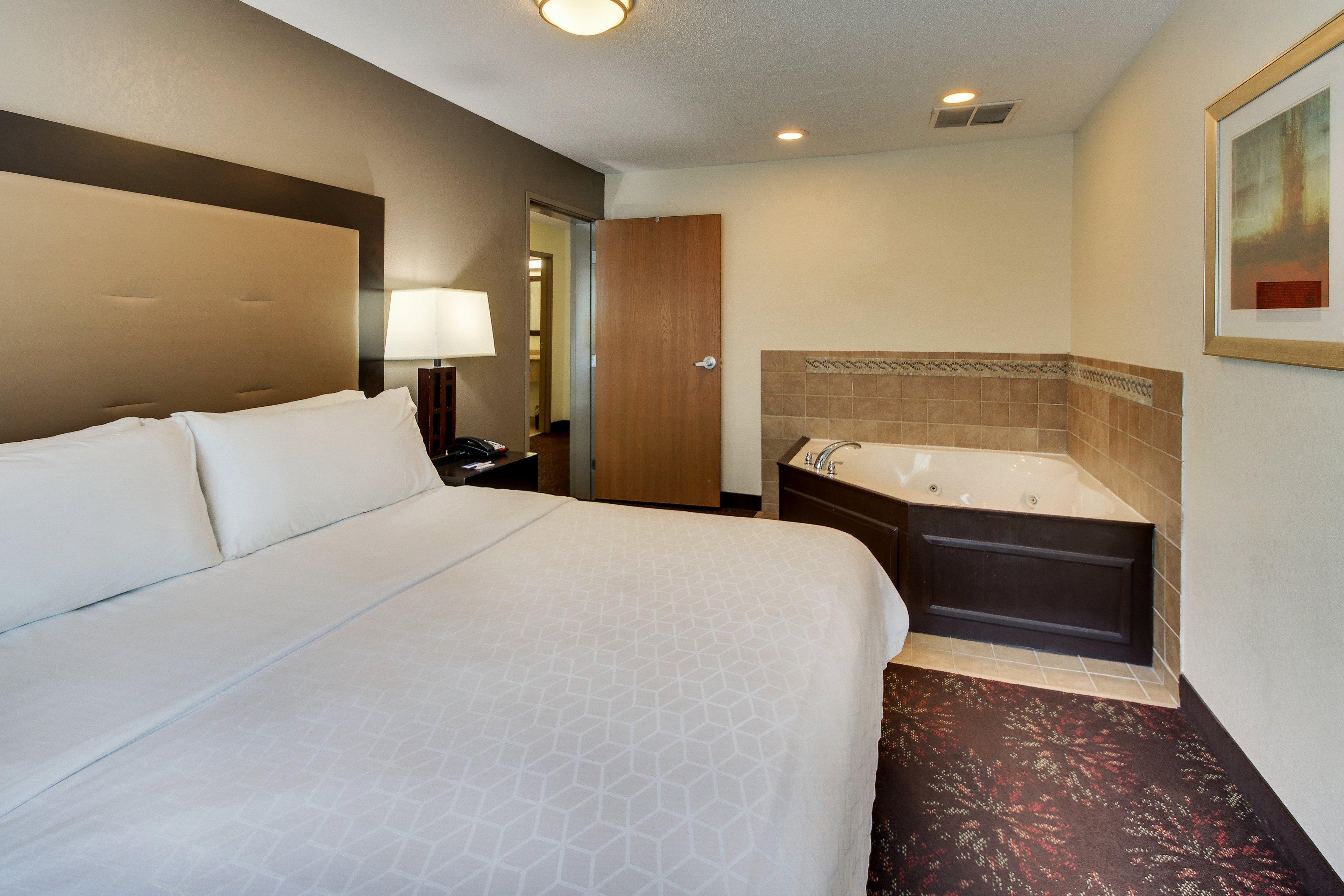 Holiday Inn Express Hotel & Suites Lancaster-Lititz By Ihg Exterior foto