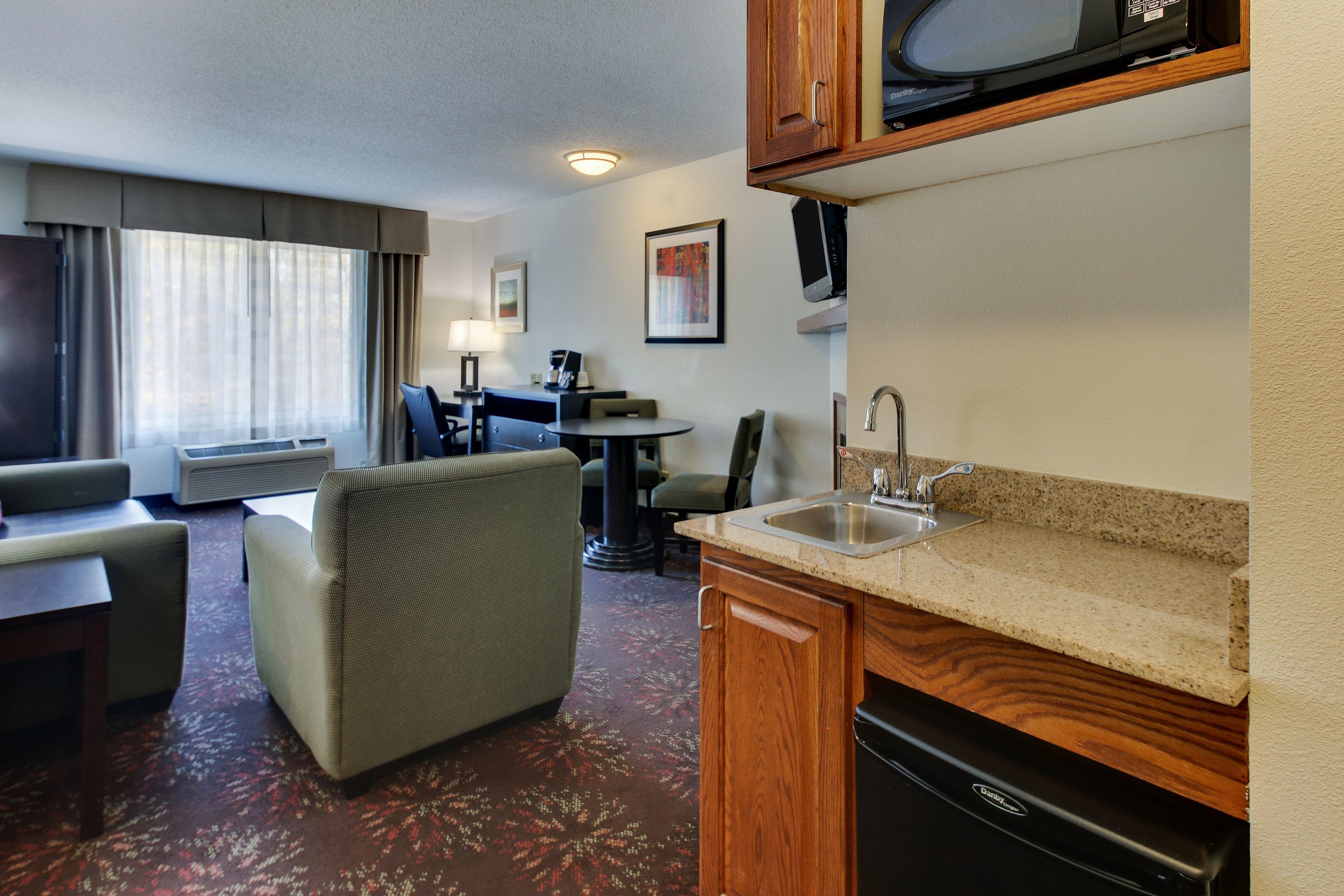 Holiday Inn Express Hotel & Suites Lancaster-Lititz By Ihg Exterior foto