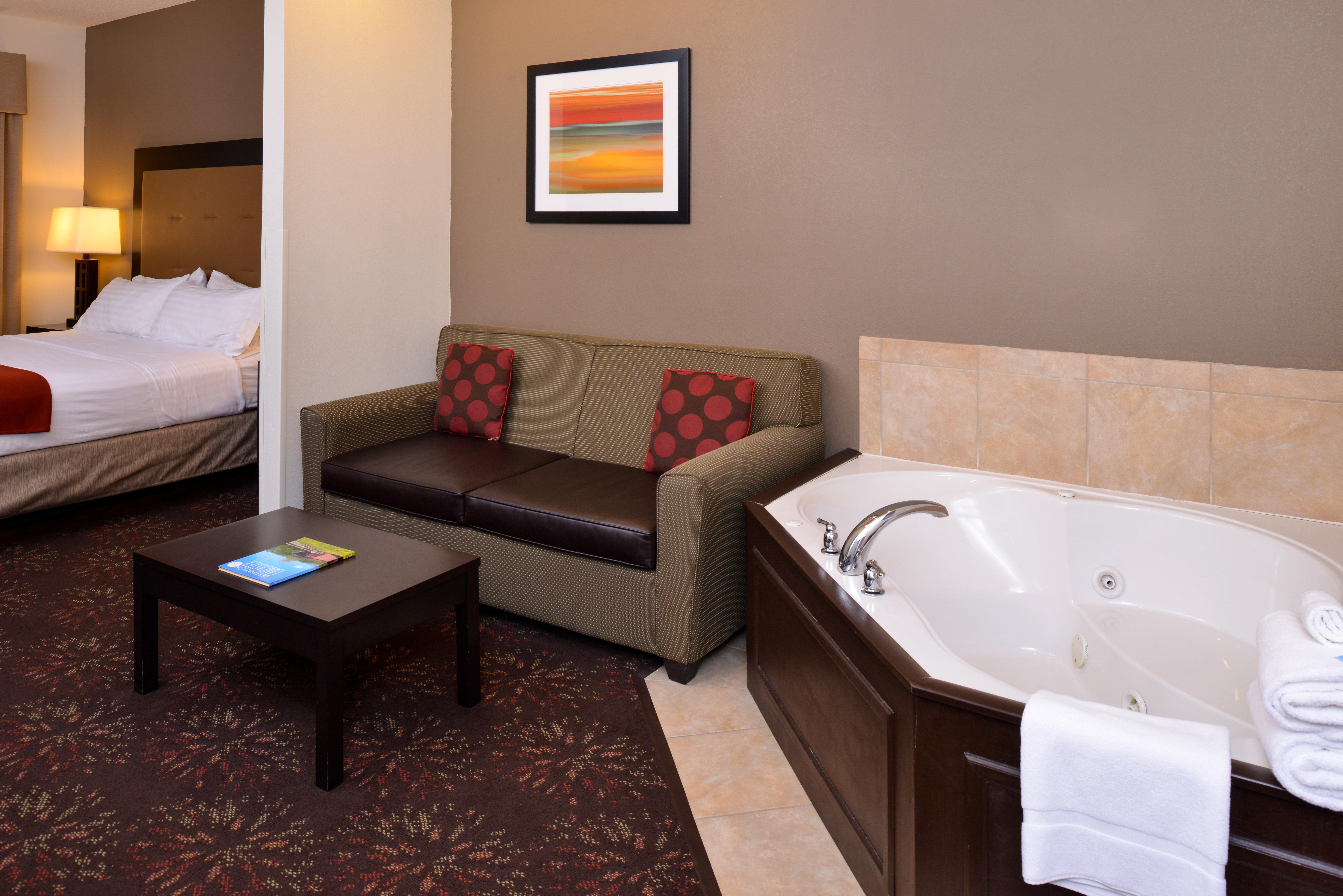 Holiday Inn Express Hotel & Suites Lancaster-Lititz By Ihg Exterior foto